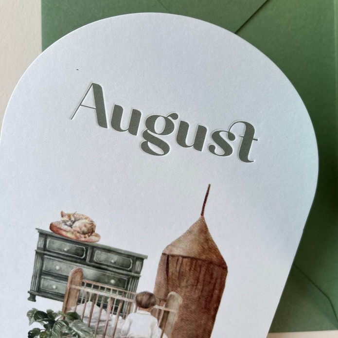 Geboortekaartje August – met nostalgische illustratie en moderne boogvorm