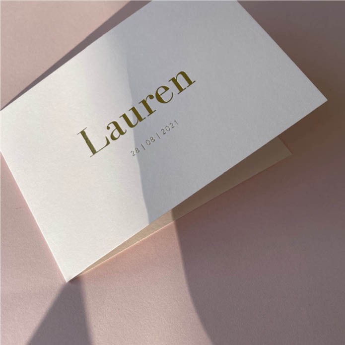 Chique geboortekaartje zacht roze met gouden naam