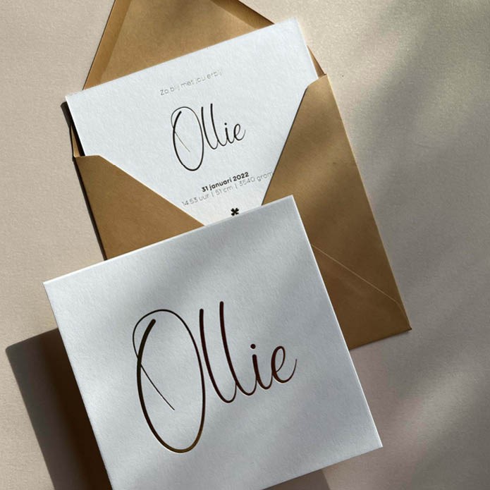 Chique unisex geboortekaartje met goudfolie