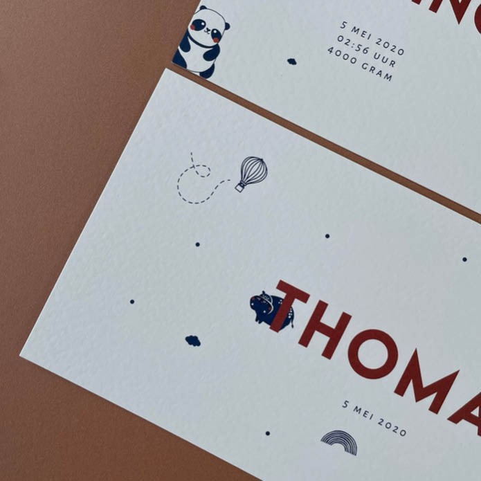 Speels geboortekaartje jongen met icoontjes