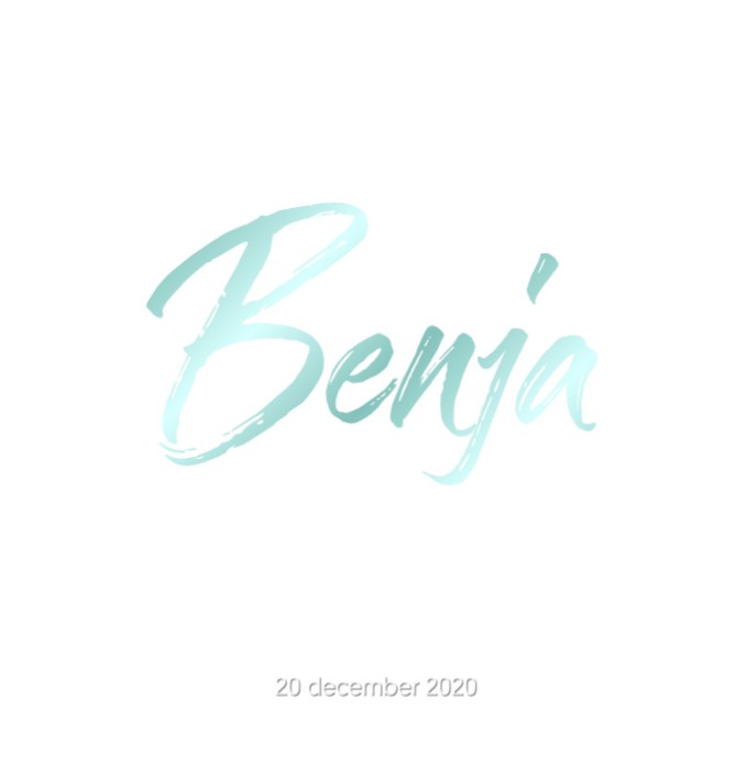 Wit geboortekaartje met folie en blinddruk