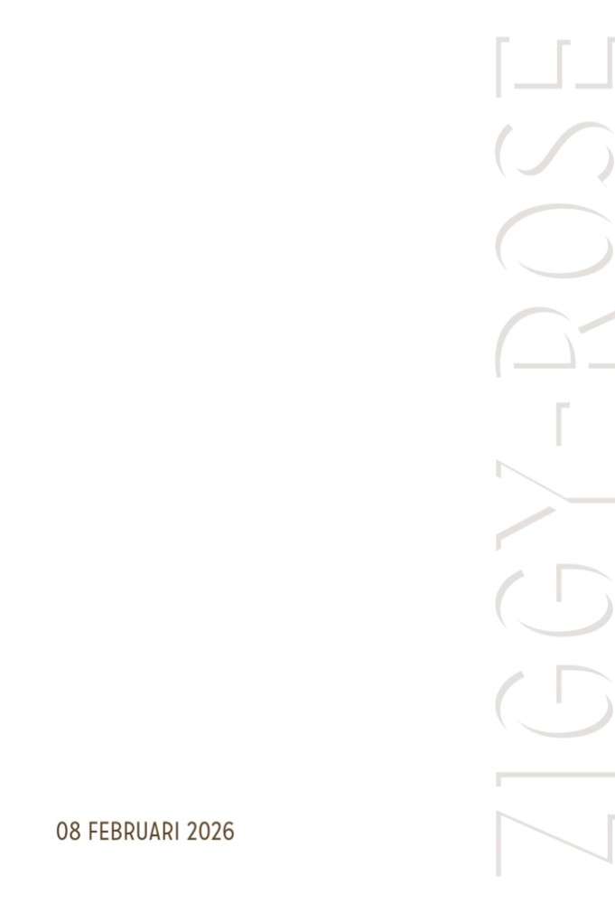 Minimalistisch wit gevouwen geboortekaartje met reliëf